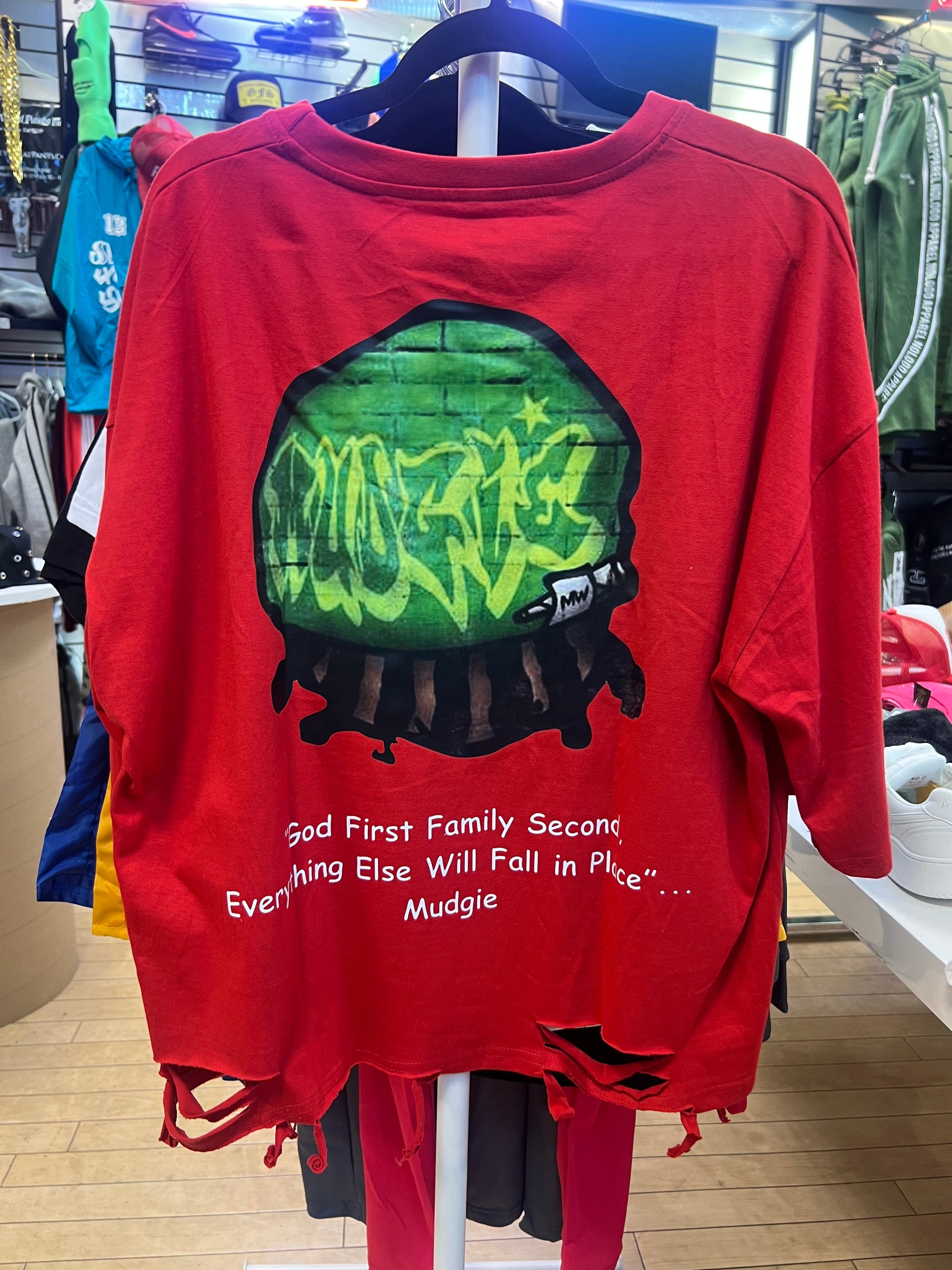 Mudgie Wear “Born To Be Real”