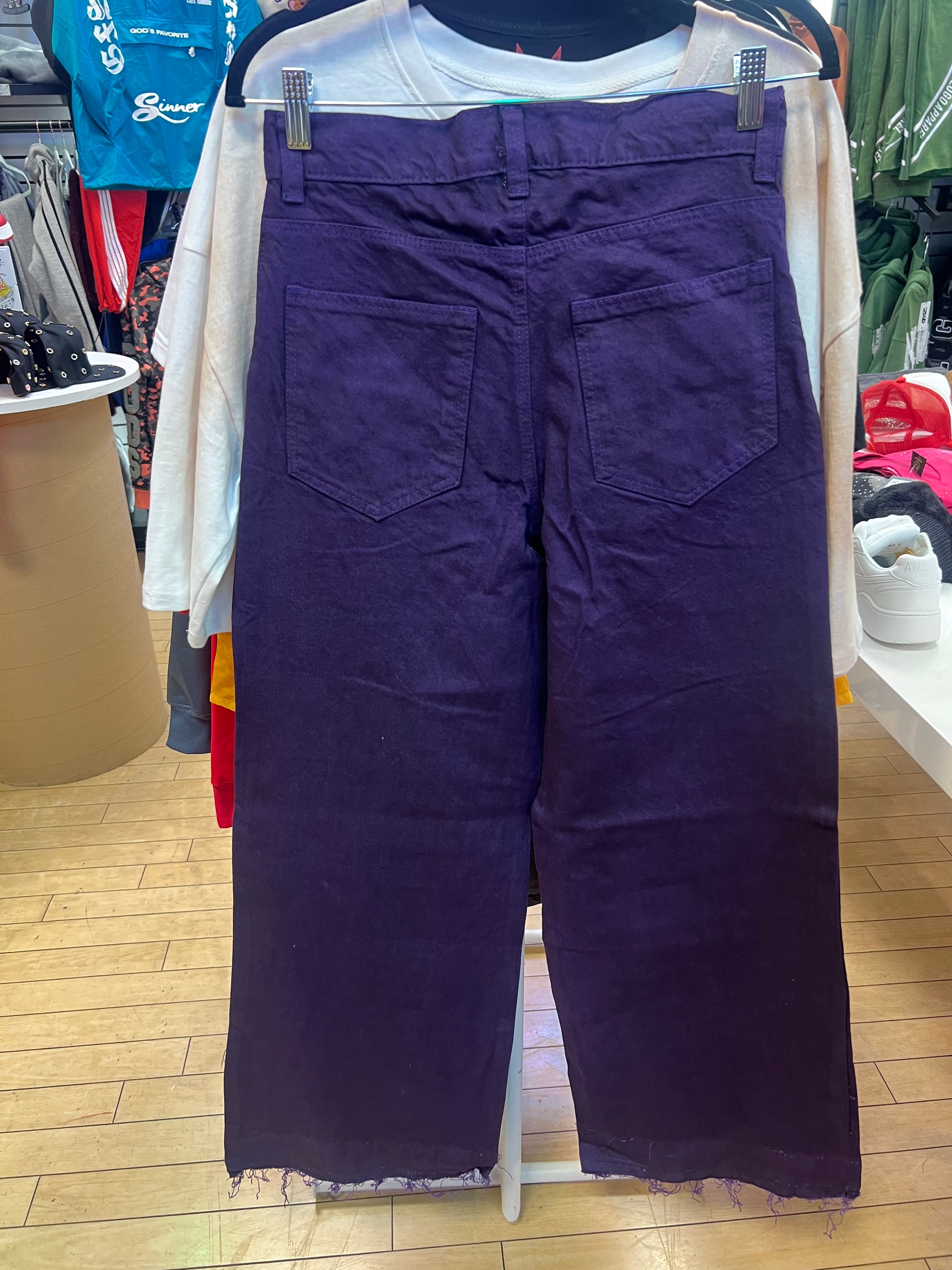 Mudgie Wear Rhinestone Barrel Jeans