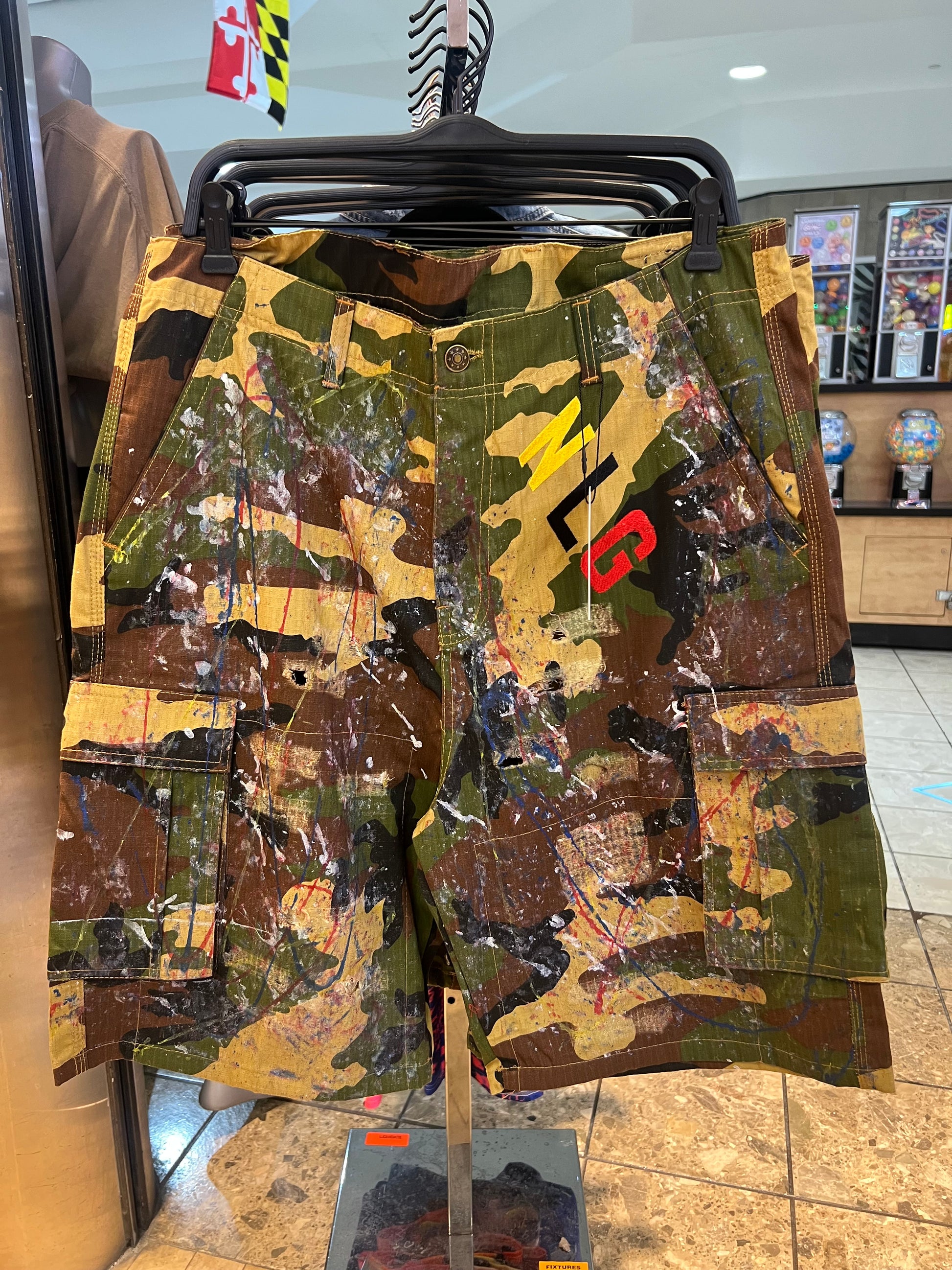 NoLogo Camo Shorts