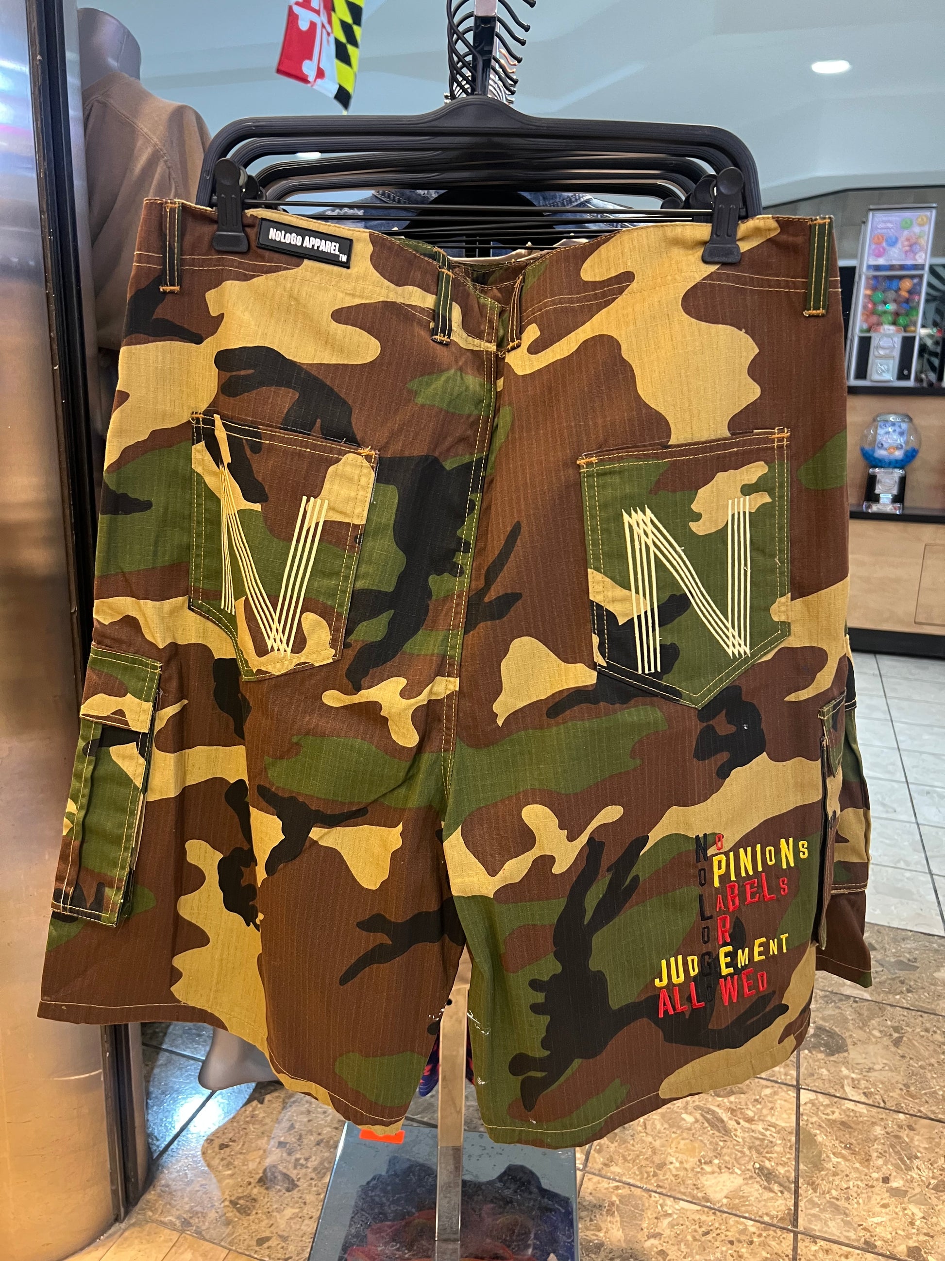 NoLogo Camo Shorts