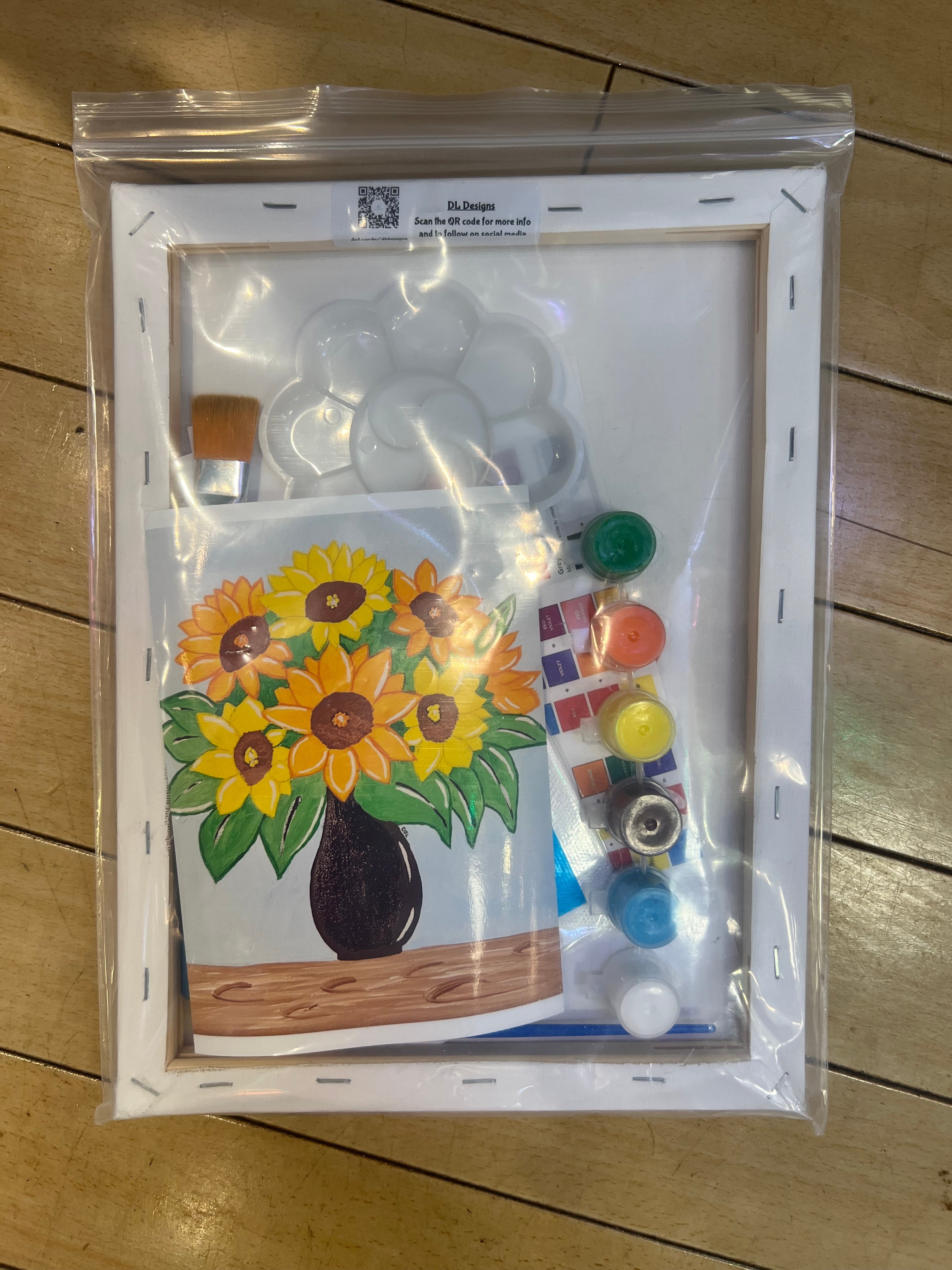 DLD CRE8TIVE ESCAPE PAINT KITS