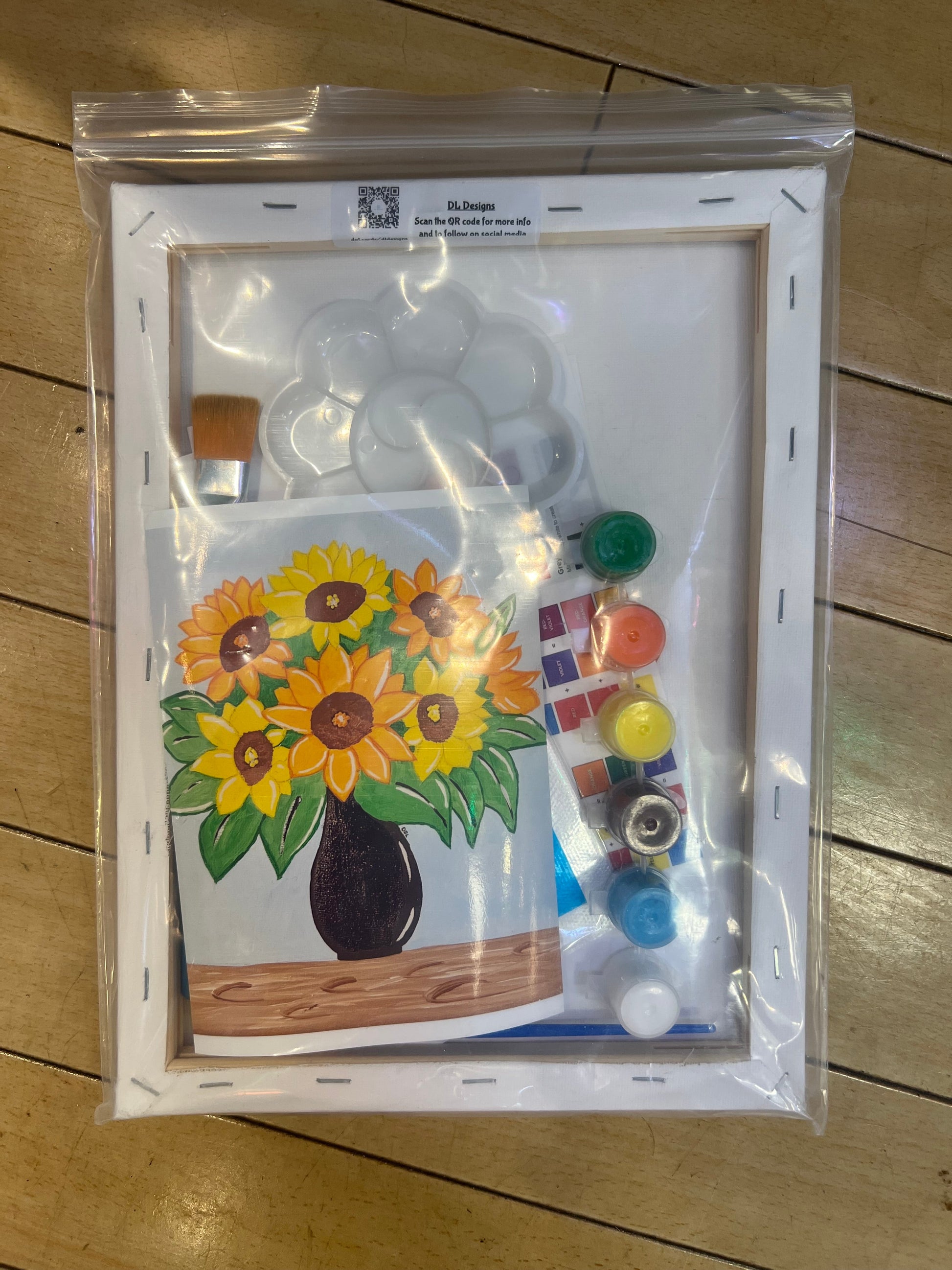 DLD CRE8TIVE ESCAPE PAINT KITS