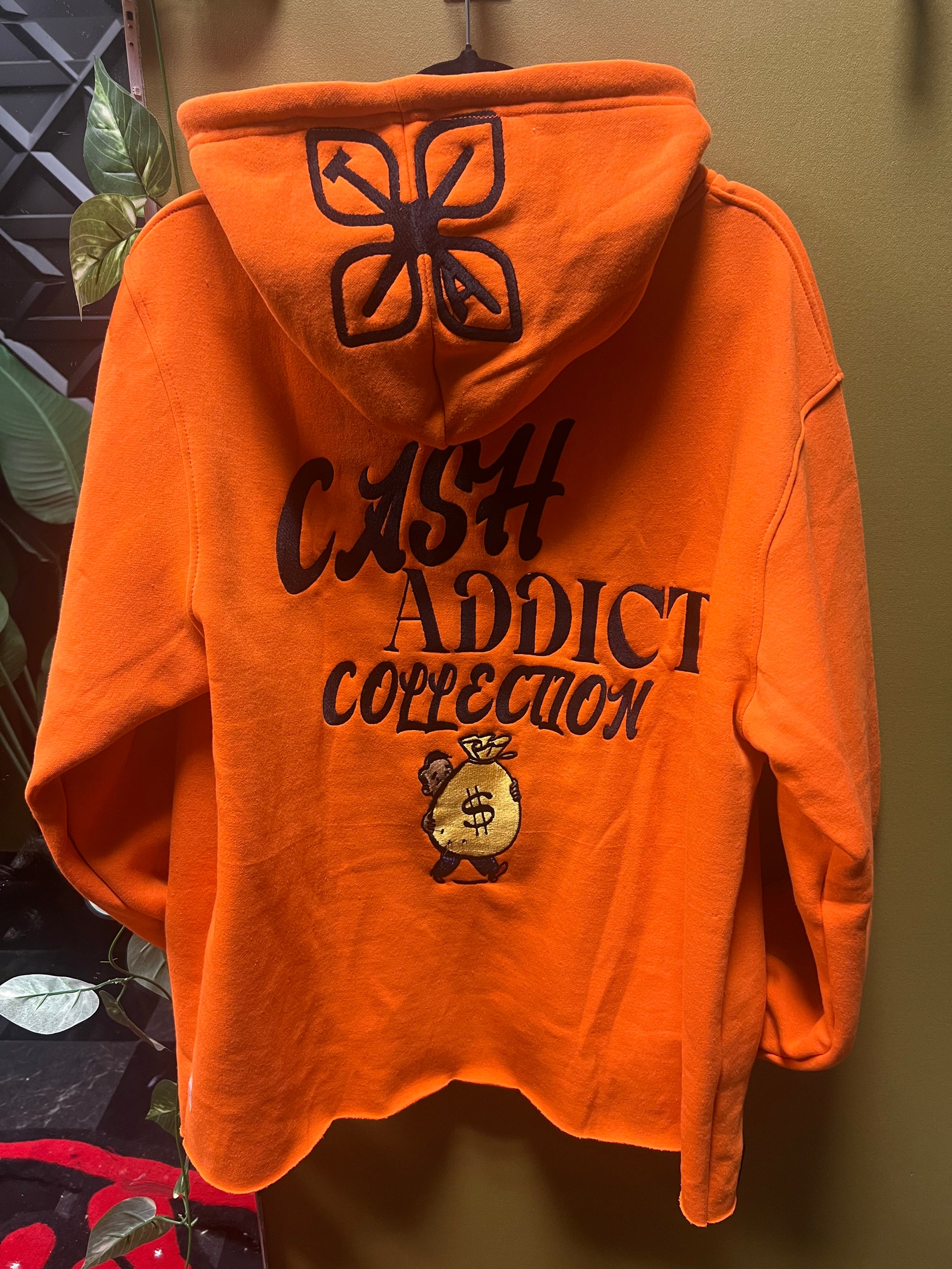 Tryll Apparel Cash Addict Sweatsuit Set