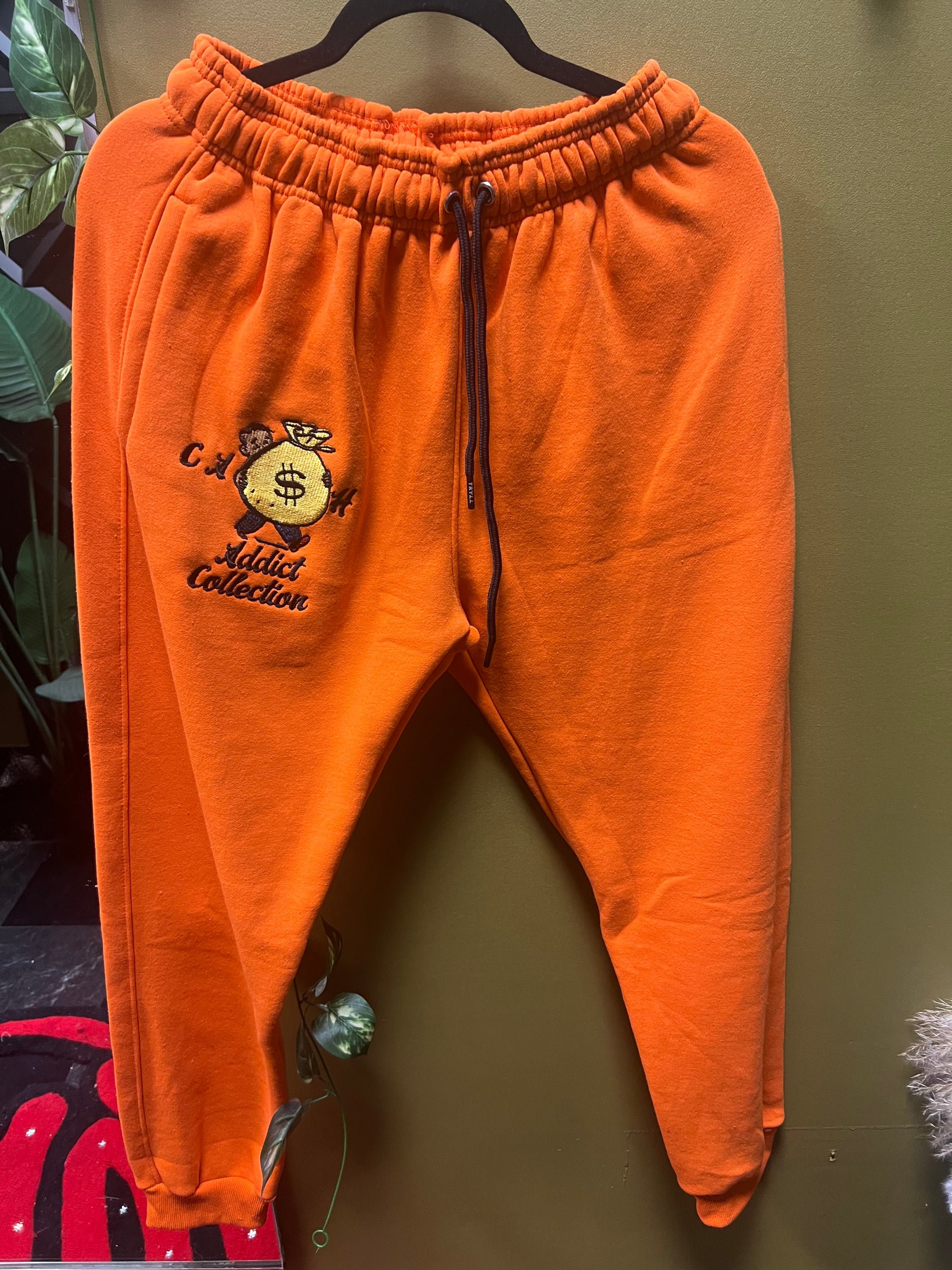 Tryll Apparel Cash Addict Sweatsuit Set